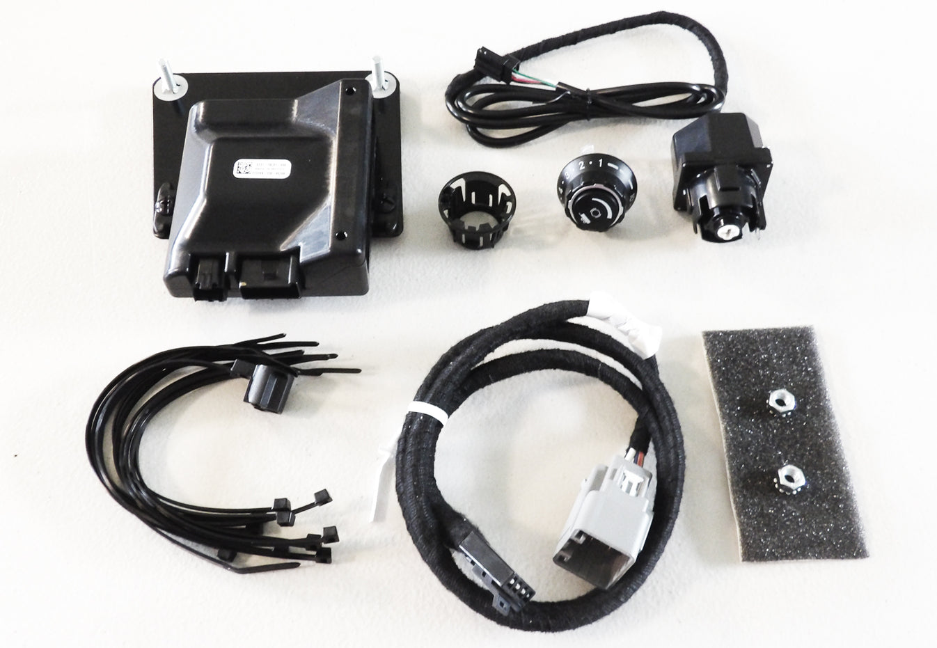 82215652AD Mopar Trailer Brake Controller, Jeep 20202024 Gladiator JT