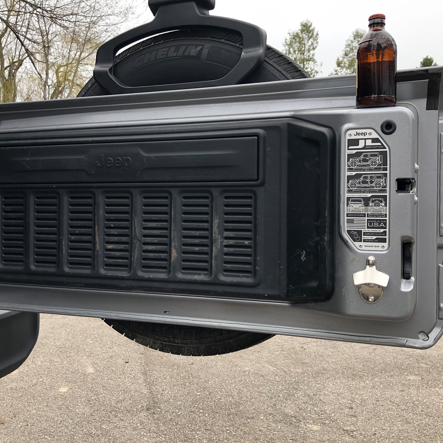 Jeep Tailgate Bottle Opener, 2018-2020 Wrangler JL Installed